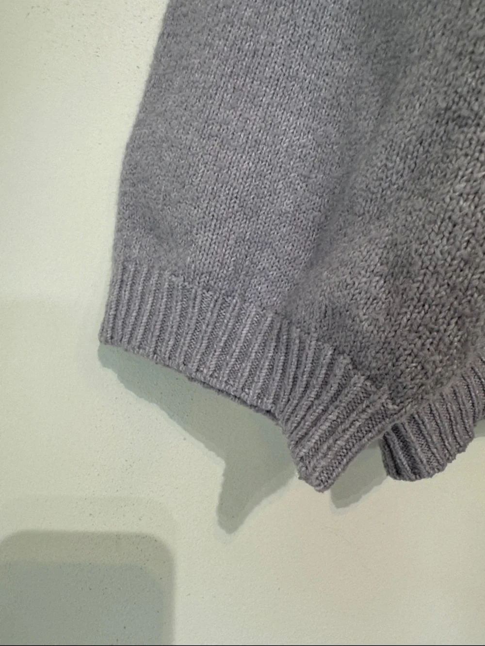 Lavender V-Neck Pullover Sweater - Picture 3 of 8